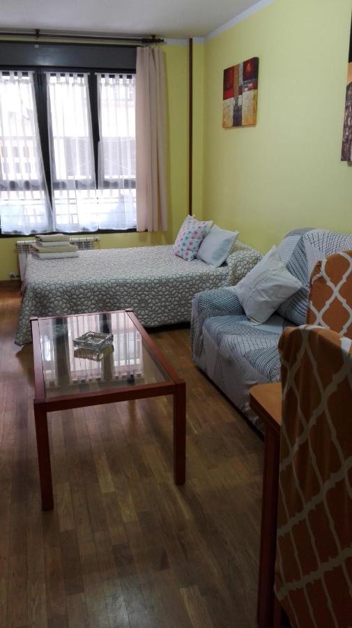 Amplio Loft Con Plaza De Garaje Lejlighed Onís Eksteriør billede